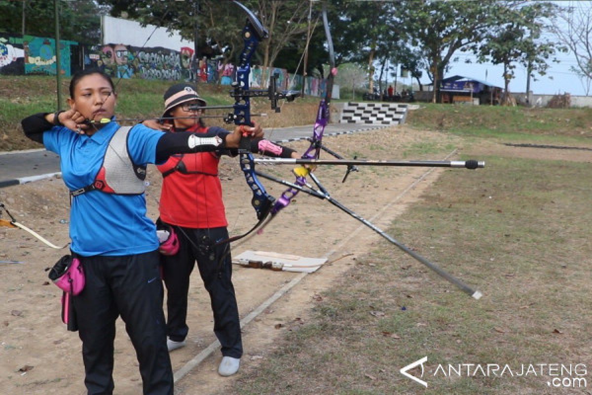 Ganjar minta atlet Jateng "diopeni" biar tidak pindah