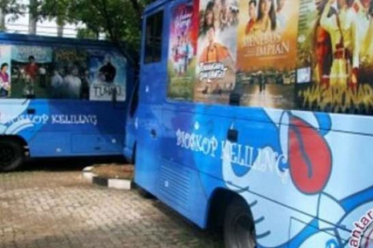 Balai Arkeologi Maluku Uji Coba Mobil Bioskop Keliling 