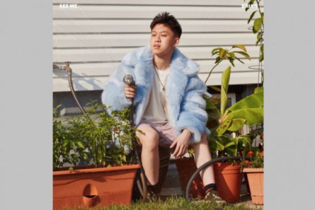 Penyanyi Rap Brian Imanuel Lepas nama Rich Chigga