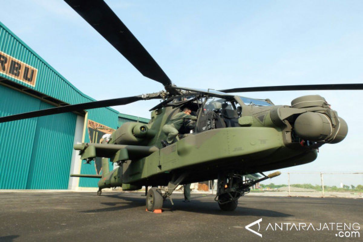 Persenjataan Skuadron 11 diperkuat delapan heli Apache