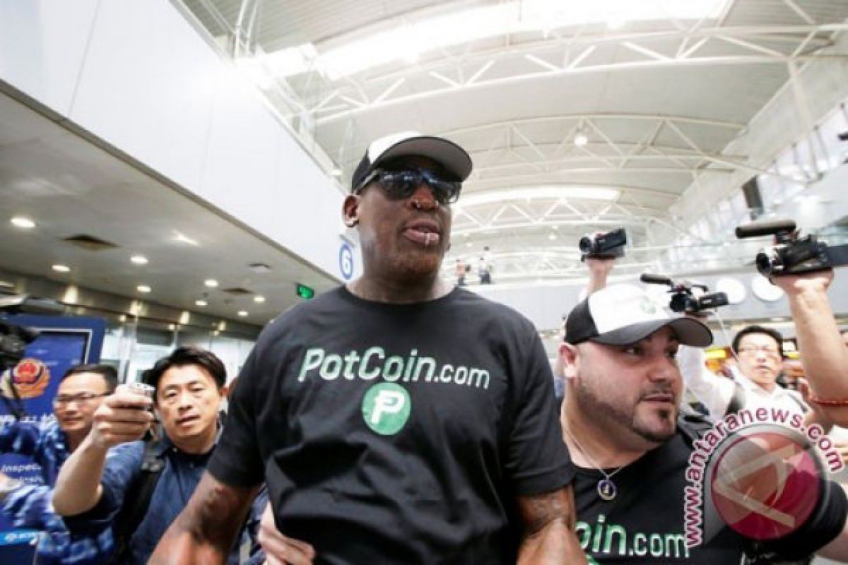 Dennis Rodman dibebaskan setelah sempat ditahan