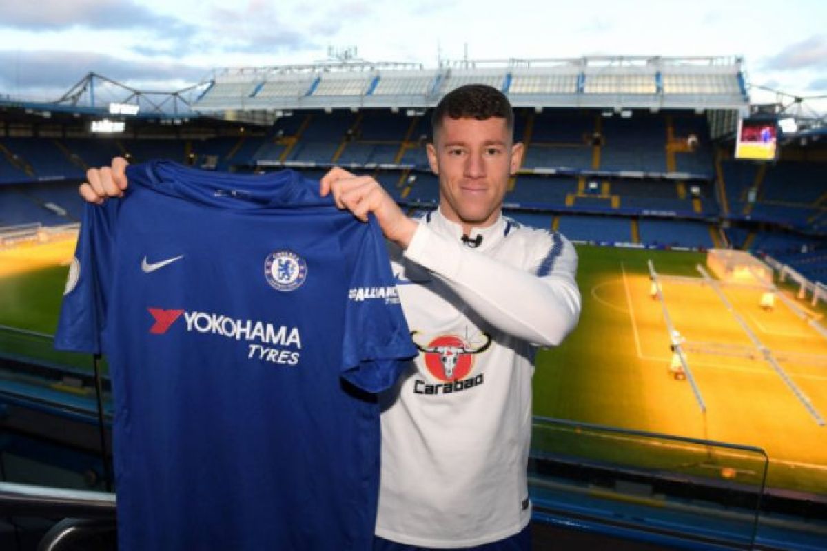 Gelandang Everton Ross Barkley berlabuh ke Chelsea