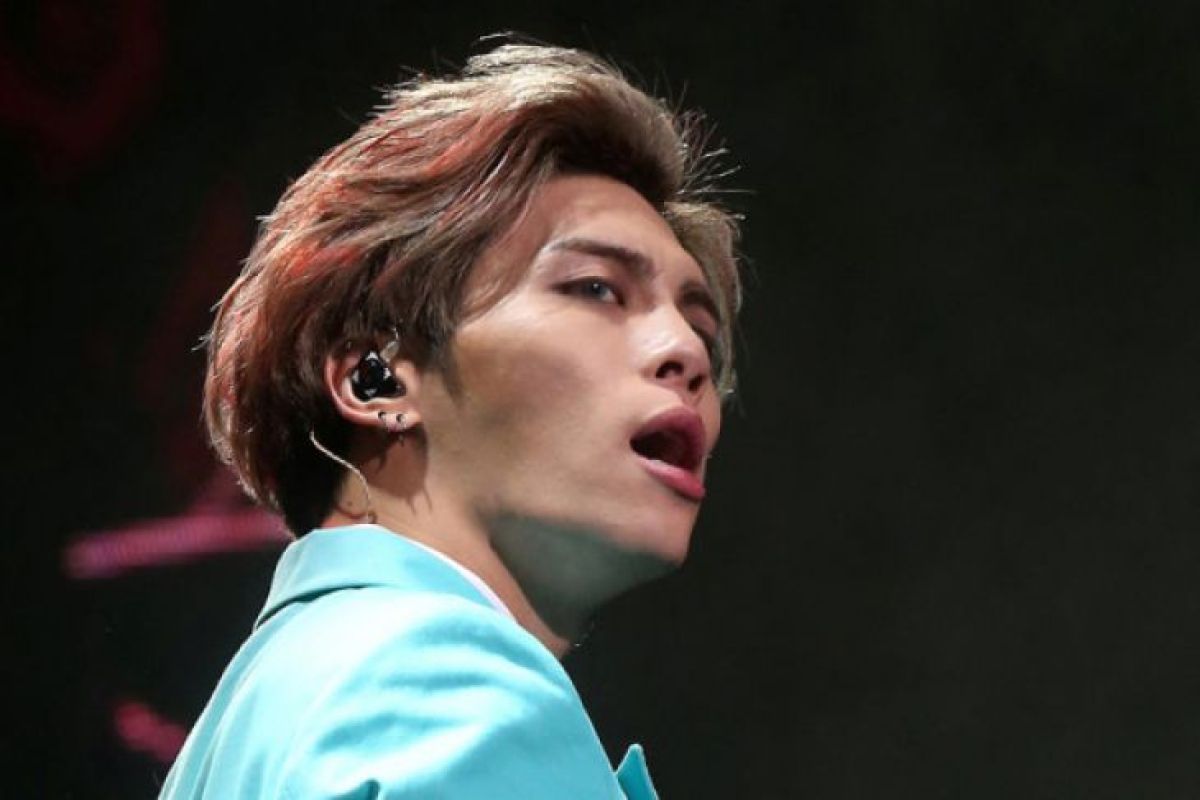 Album mendiang Jonghyun SHINee akan dirilis 23 Januari