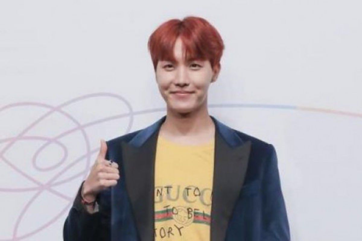 J-Hope BTS akan rilis kompilasi lagu karya sendiri