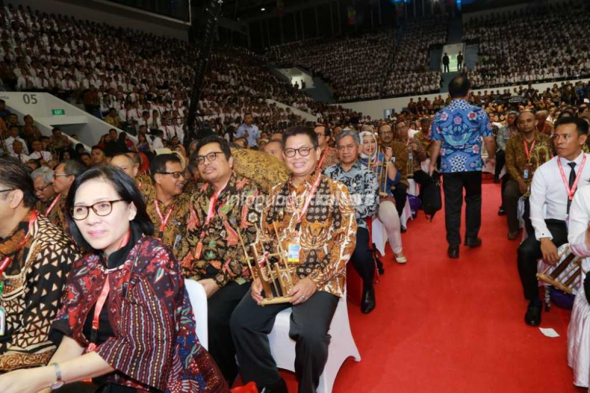 Gubernur Kaltara di Presidential Lecture