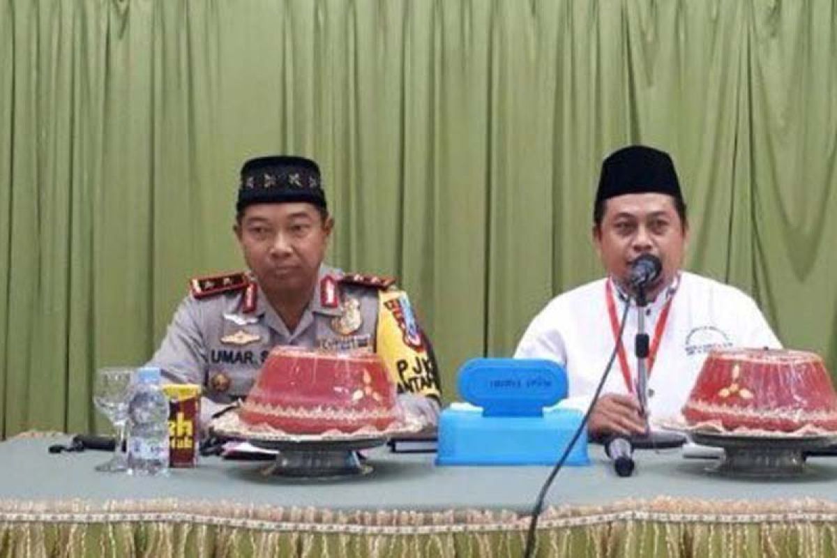 Kapolda Sulsel berikan pengarahan kepada mubaligh