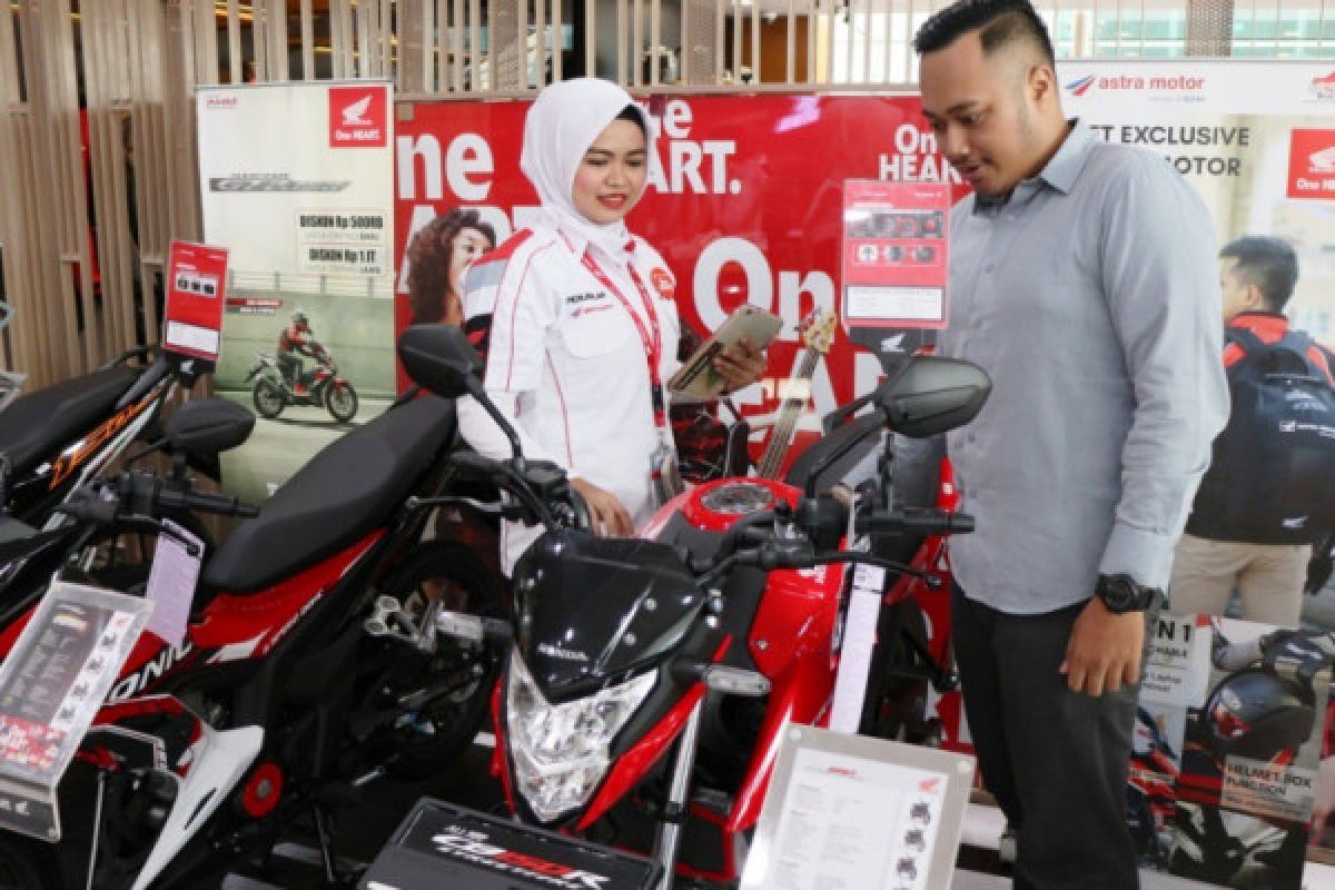 Penjualan sepeda motor surut, Honda CB150R malah laris