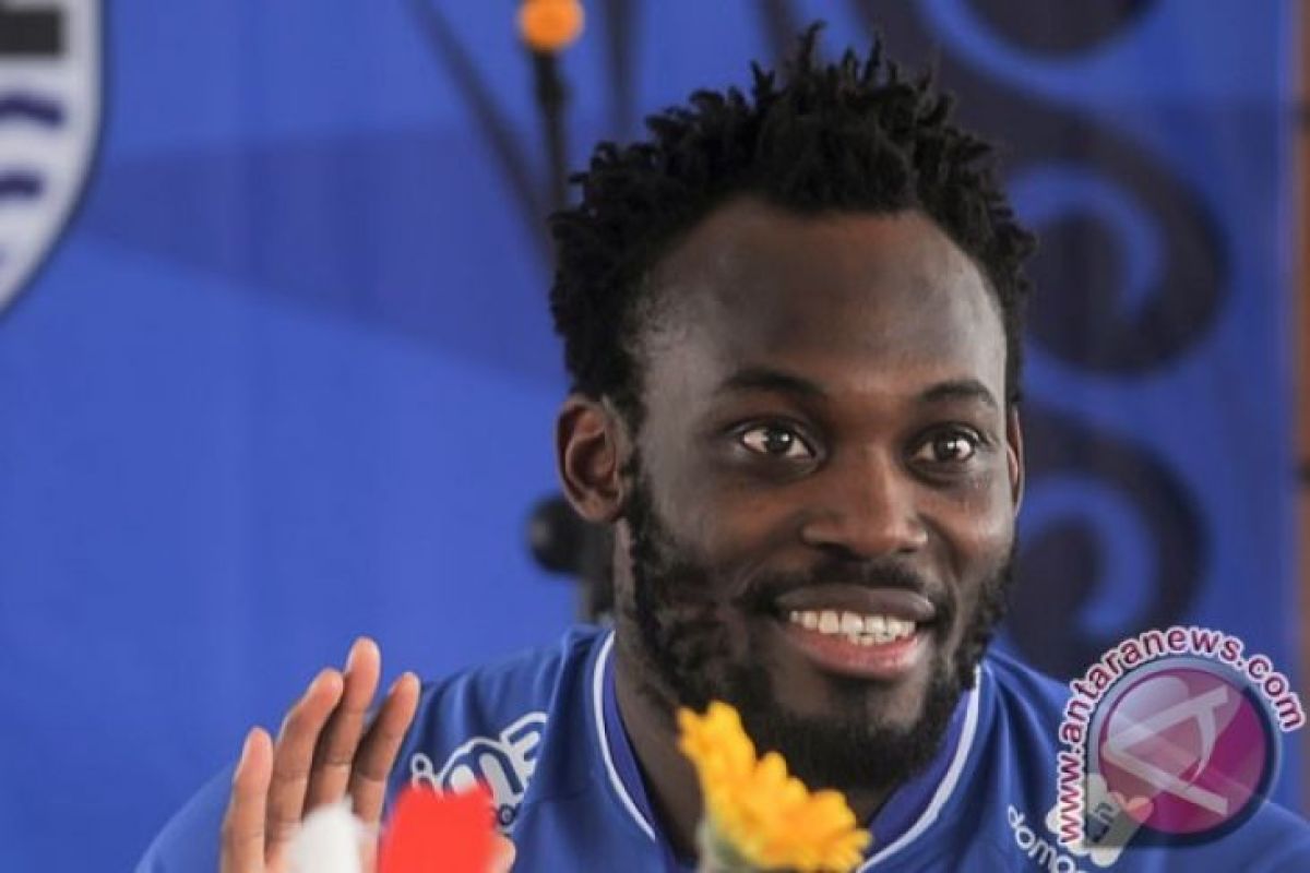 Essien: dukungan bobotoh Persib 'sangat gila'