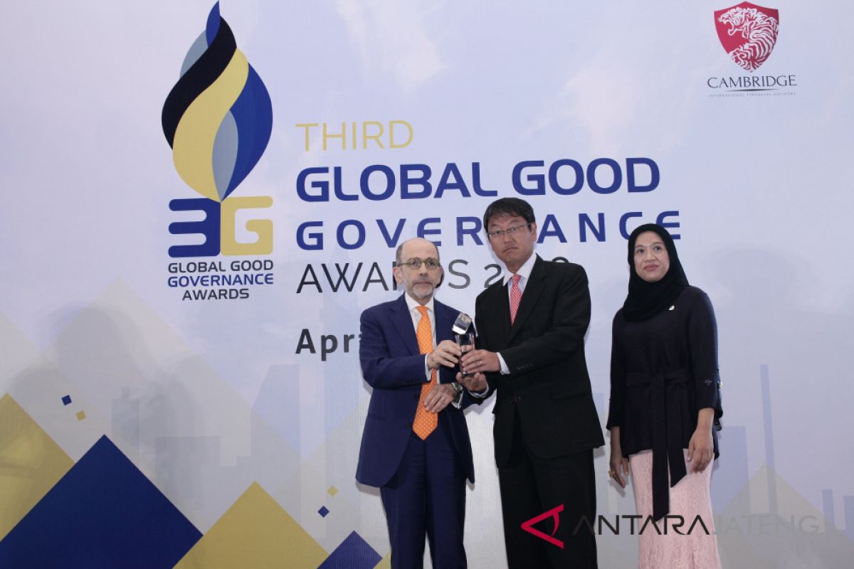 PLTU Batang raih penghargaan Social Empowerment Award