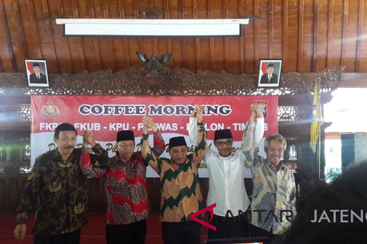 Tiga Cabub Temanggung dan pasangannya "ngopi bareng"