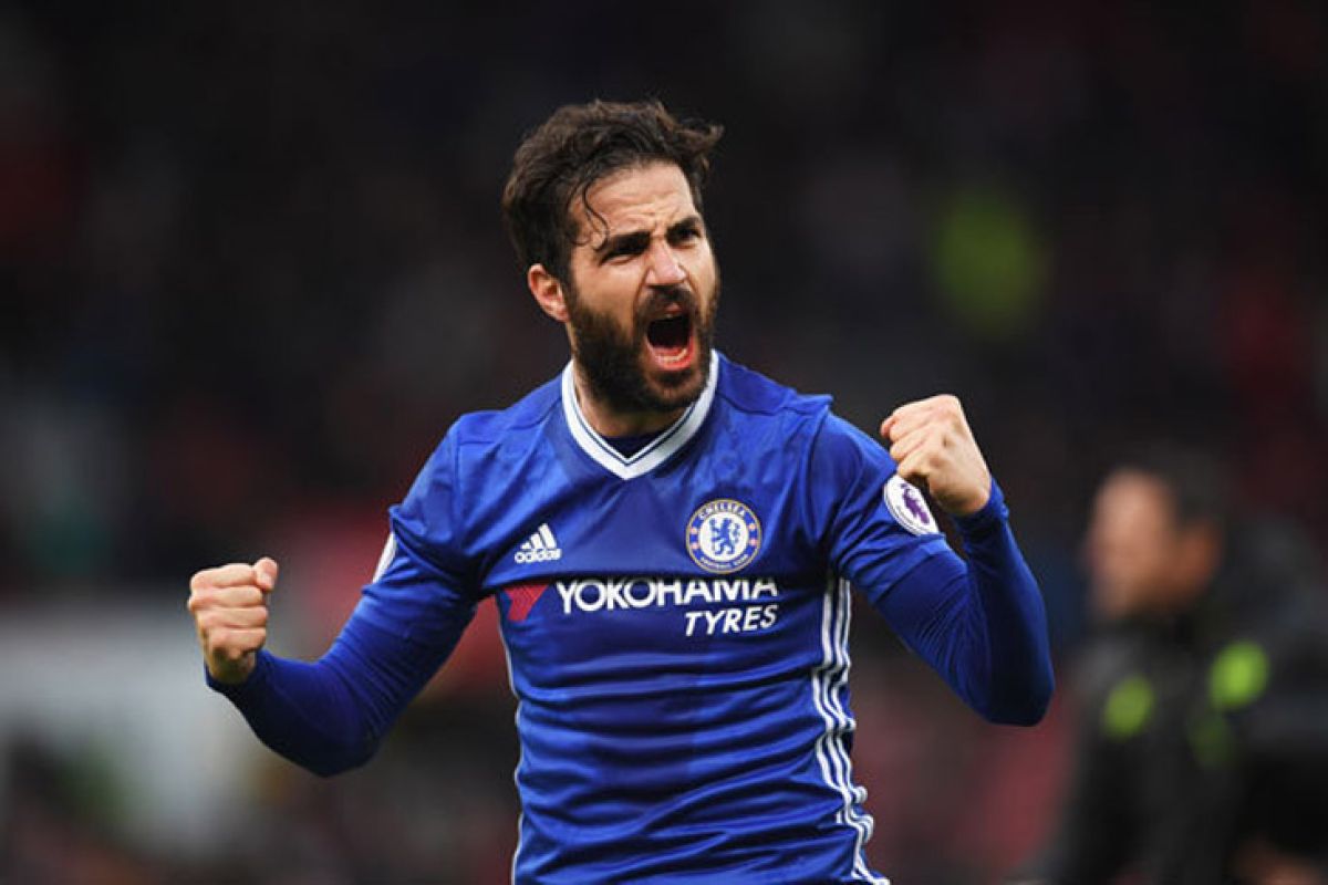 Cesc Fabregas berharap Hazard bertahan