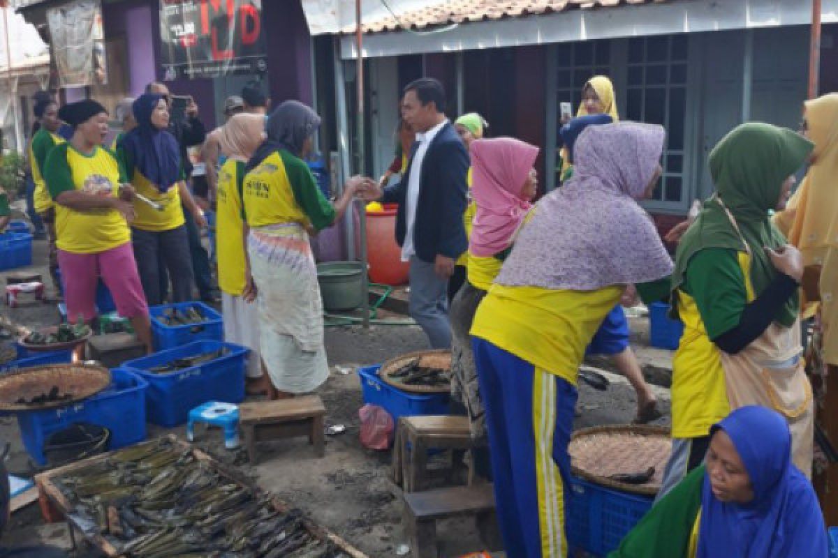 HNSI Batang gelar masakan 16.000 pepes ikan