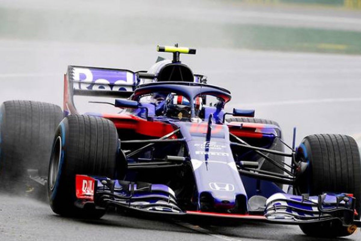 Pebalap Gasly akan start dari pit lane di Baku