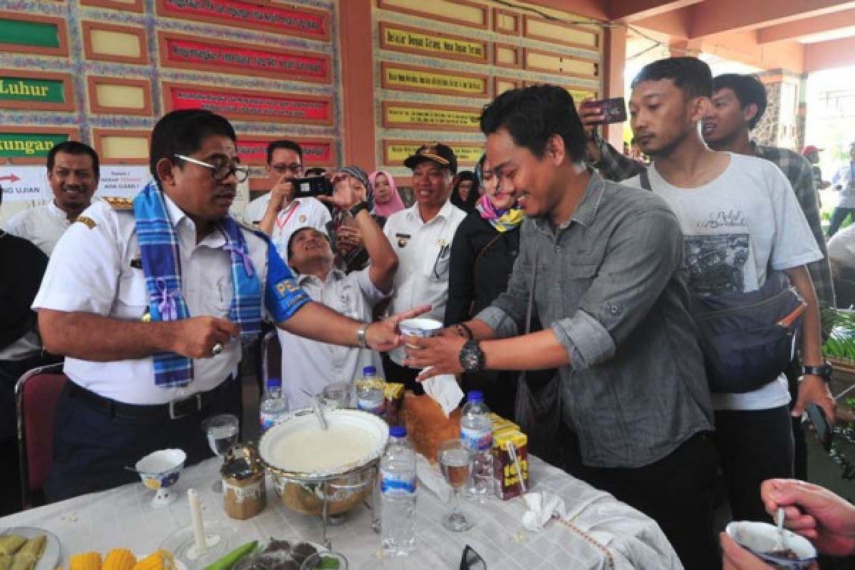 Penjabat Gubernur perkenalkan kuliner "bassket" pada CFD