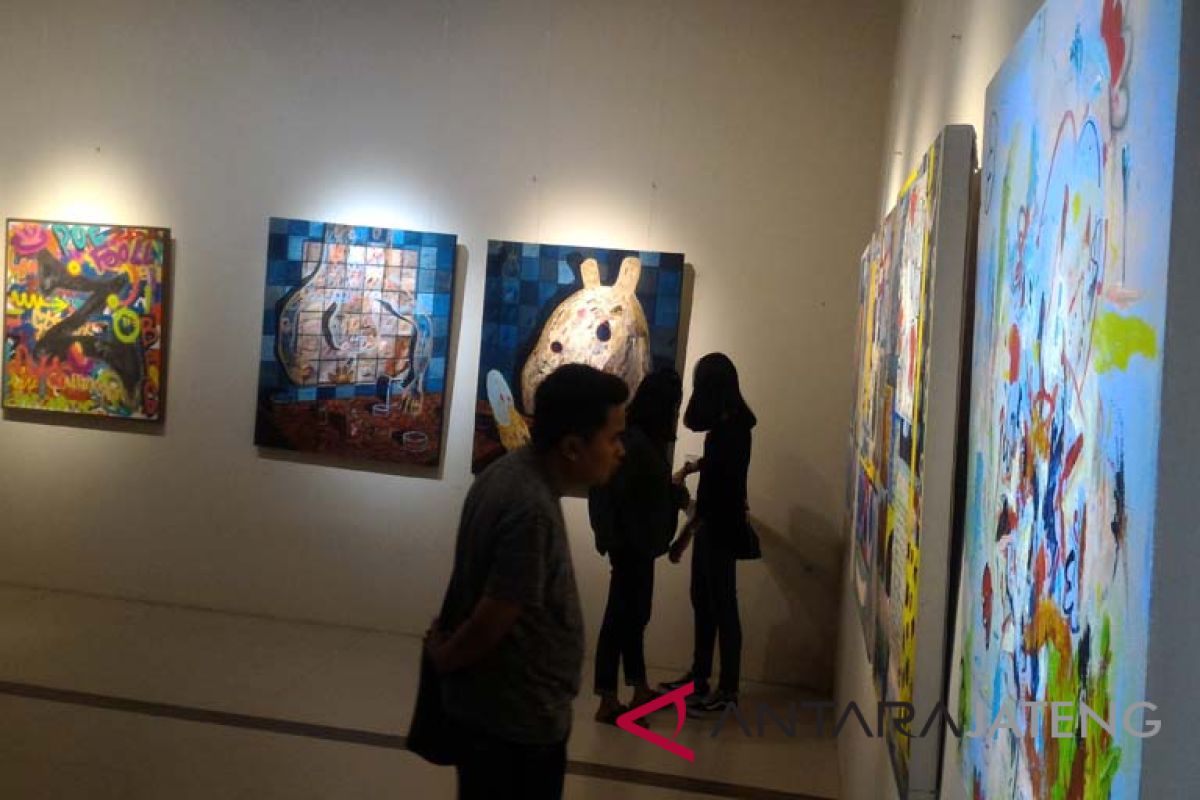 Tujuh perupa muda pameran "Ingredients" di Borobudur