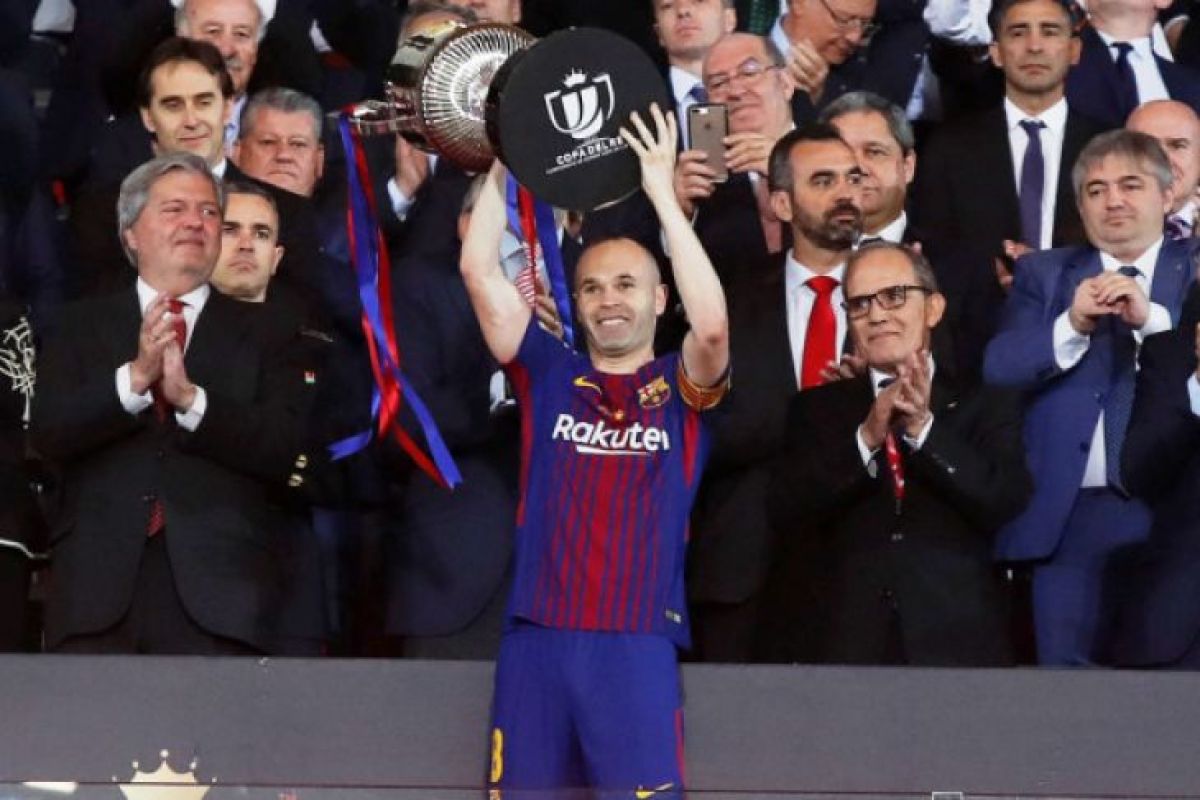 Barca persembahkan kemenangan pada laga perpisahan Iniesta