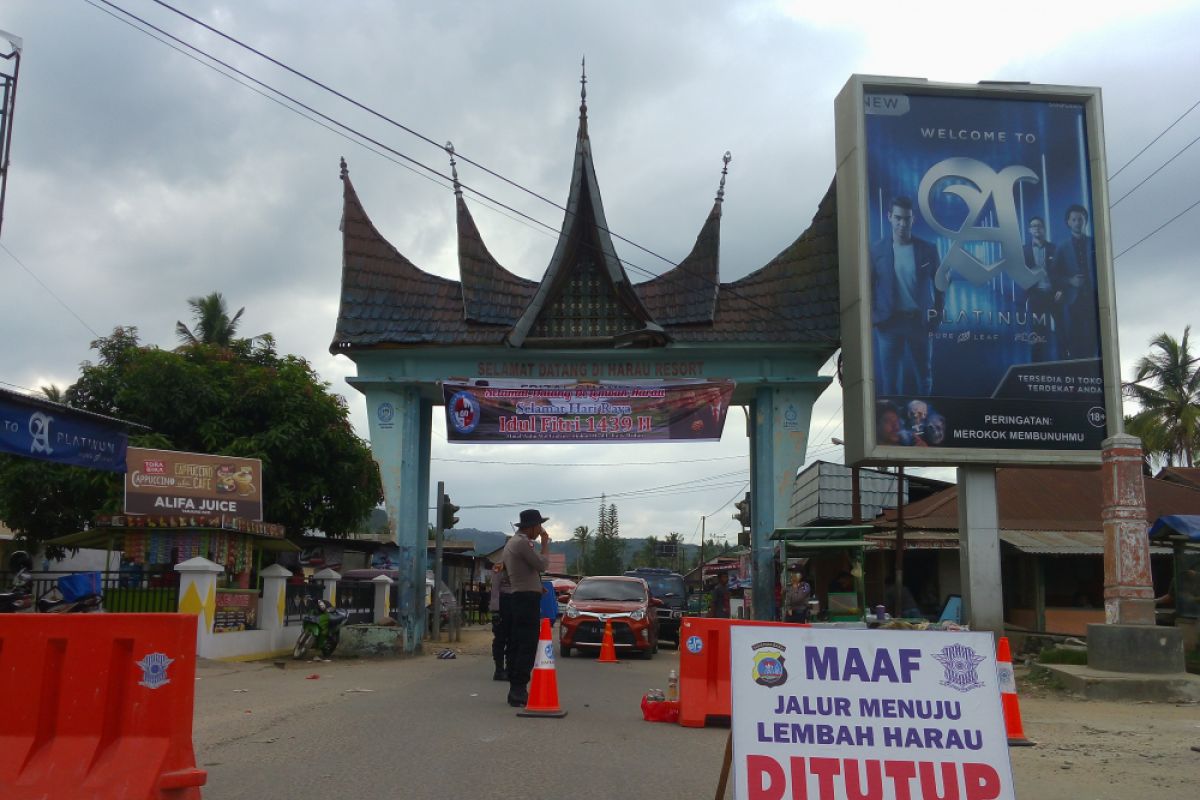 Polisi berlakukan  buka tutup pintu masuk Lembah Harau (video)