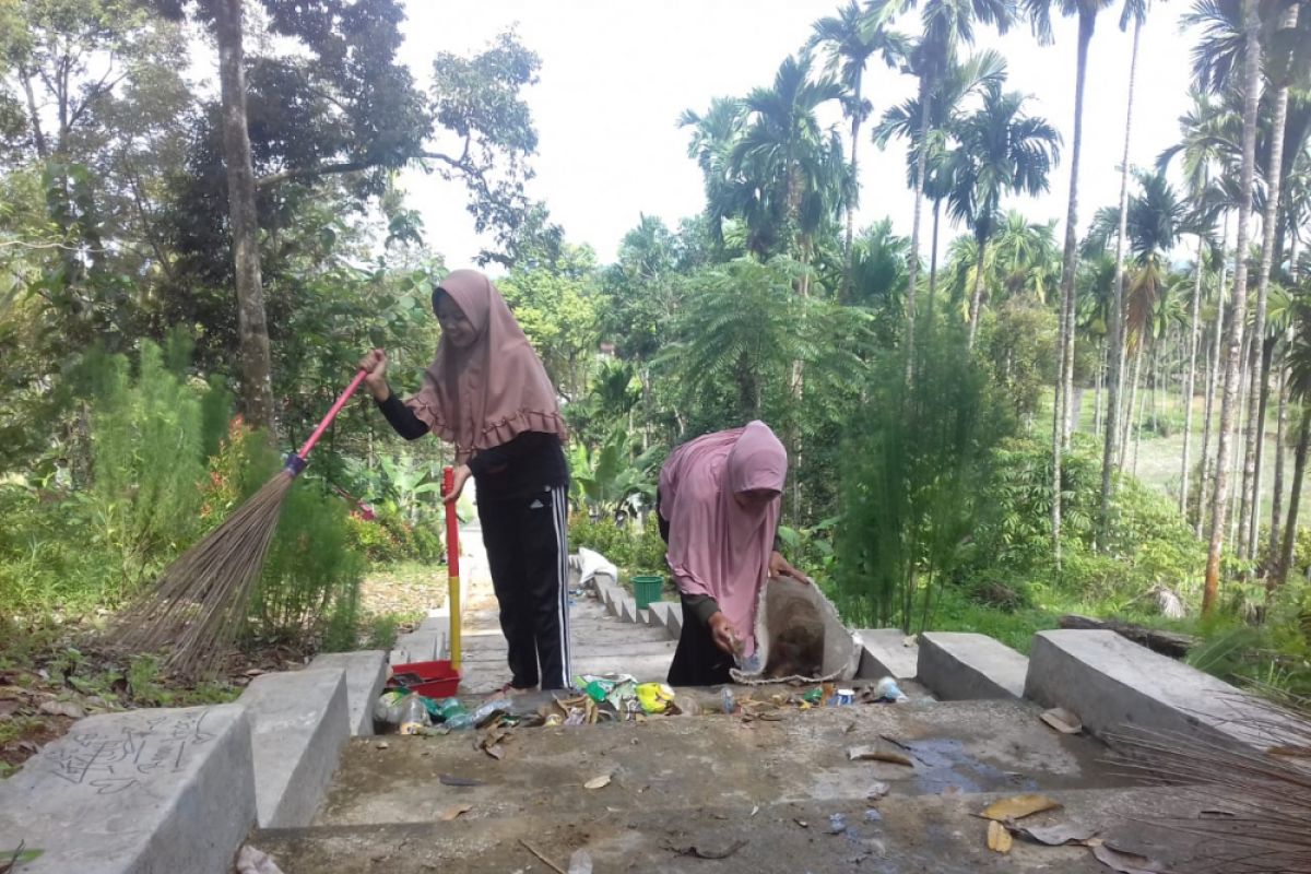 Di Padang Pariaman berwisata sambil jaga kelestarian alam