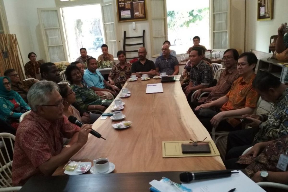 Suriname pasar potensial produk mebel Jateng