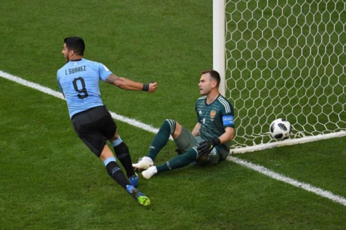 Uruguay gasak Rusia 3-0