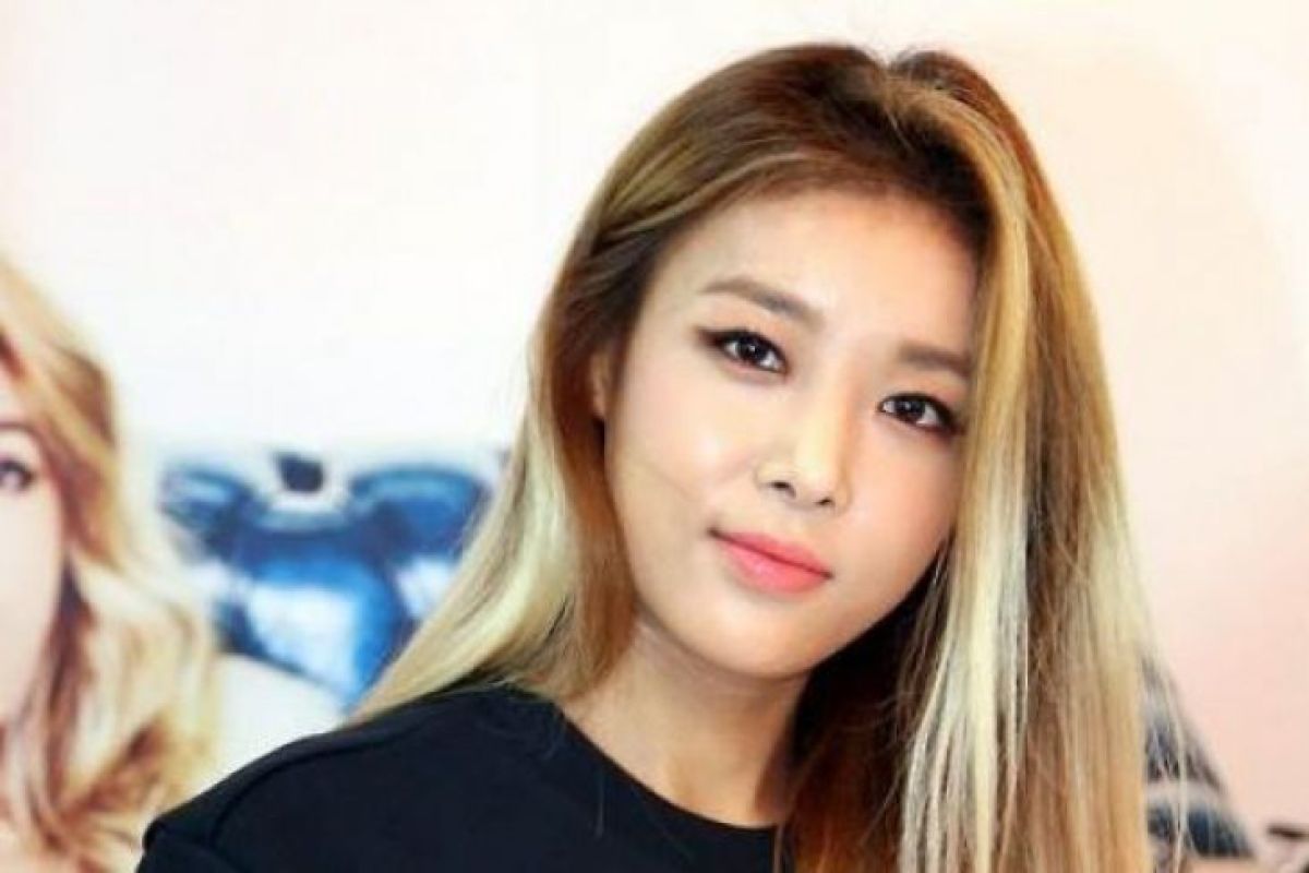 Yubin Wonder batal rilis solo gara-gara plagiat