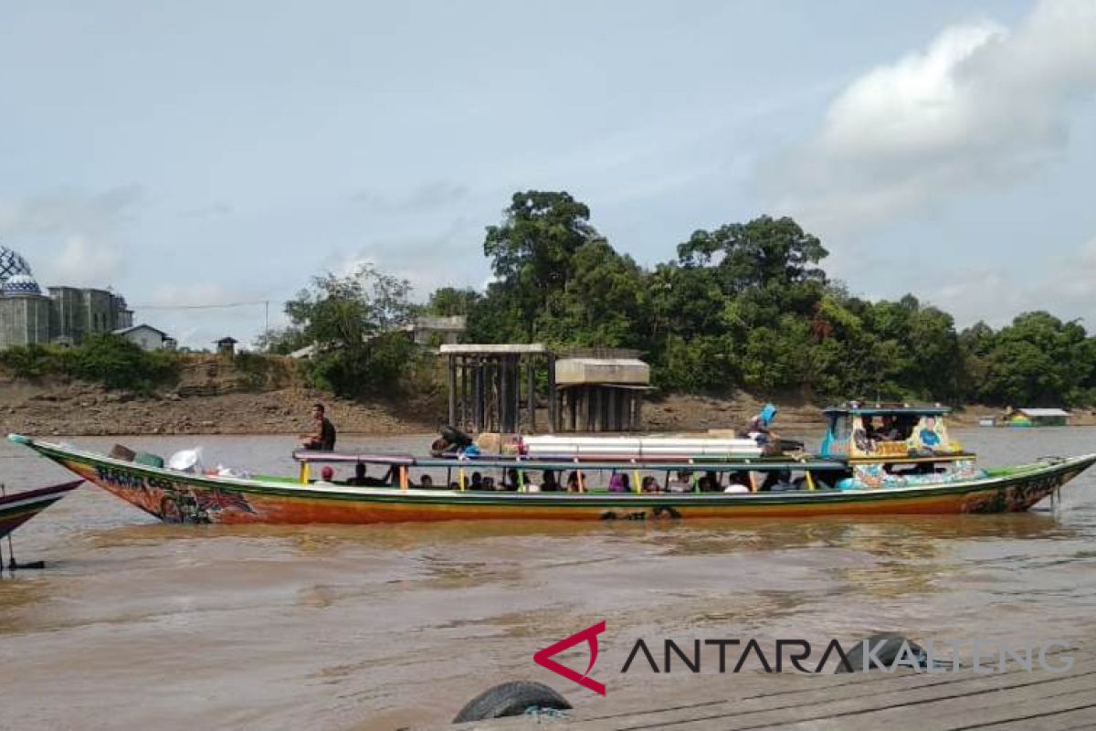 Penumpang kapal cepat Muara Teweh melonjak