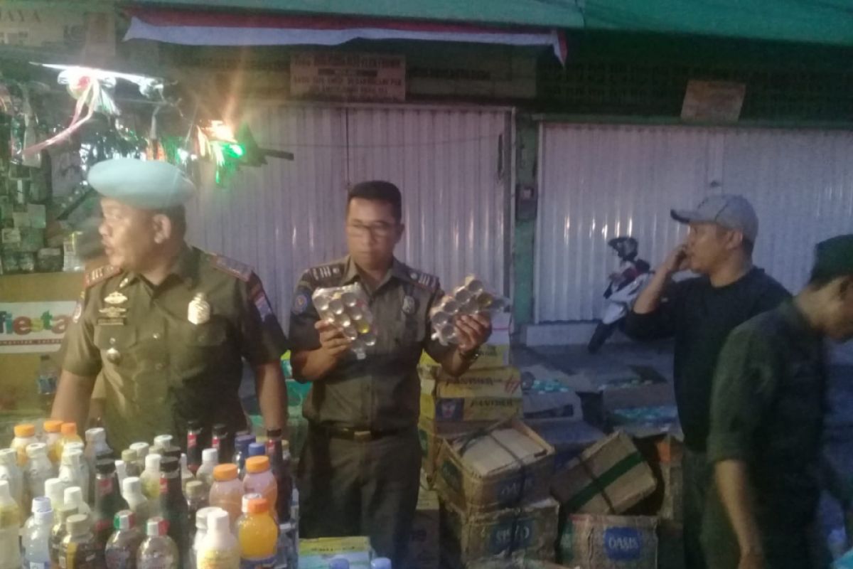 SatPol PP amankan penjual dan penghisap aibon