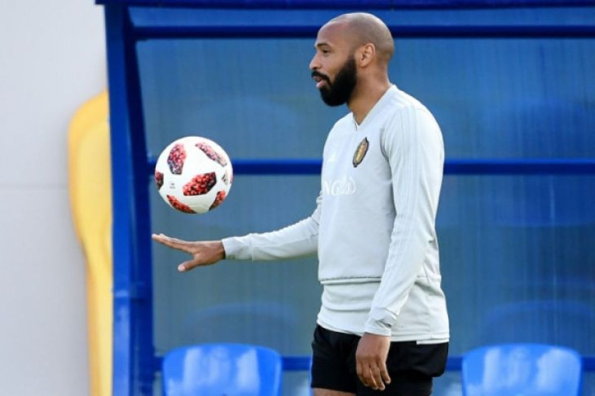 Thierry Henry jadi asisten Roberto Martinez di timnas Belgia