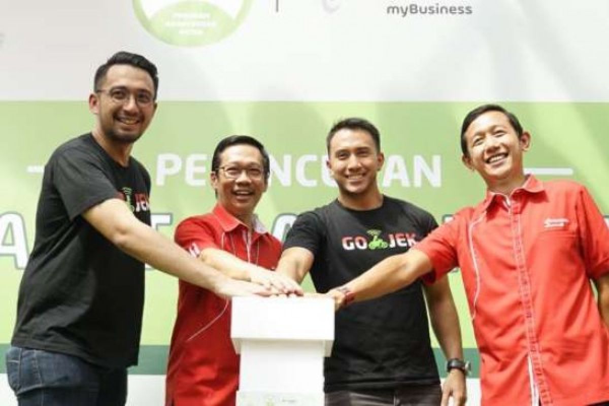 GO-JEK dan Telkomsel Luncurkan Paket Komunikasi Bagi Mitra di Seluruh Indonesia