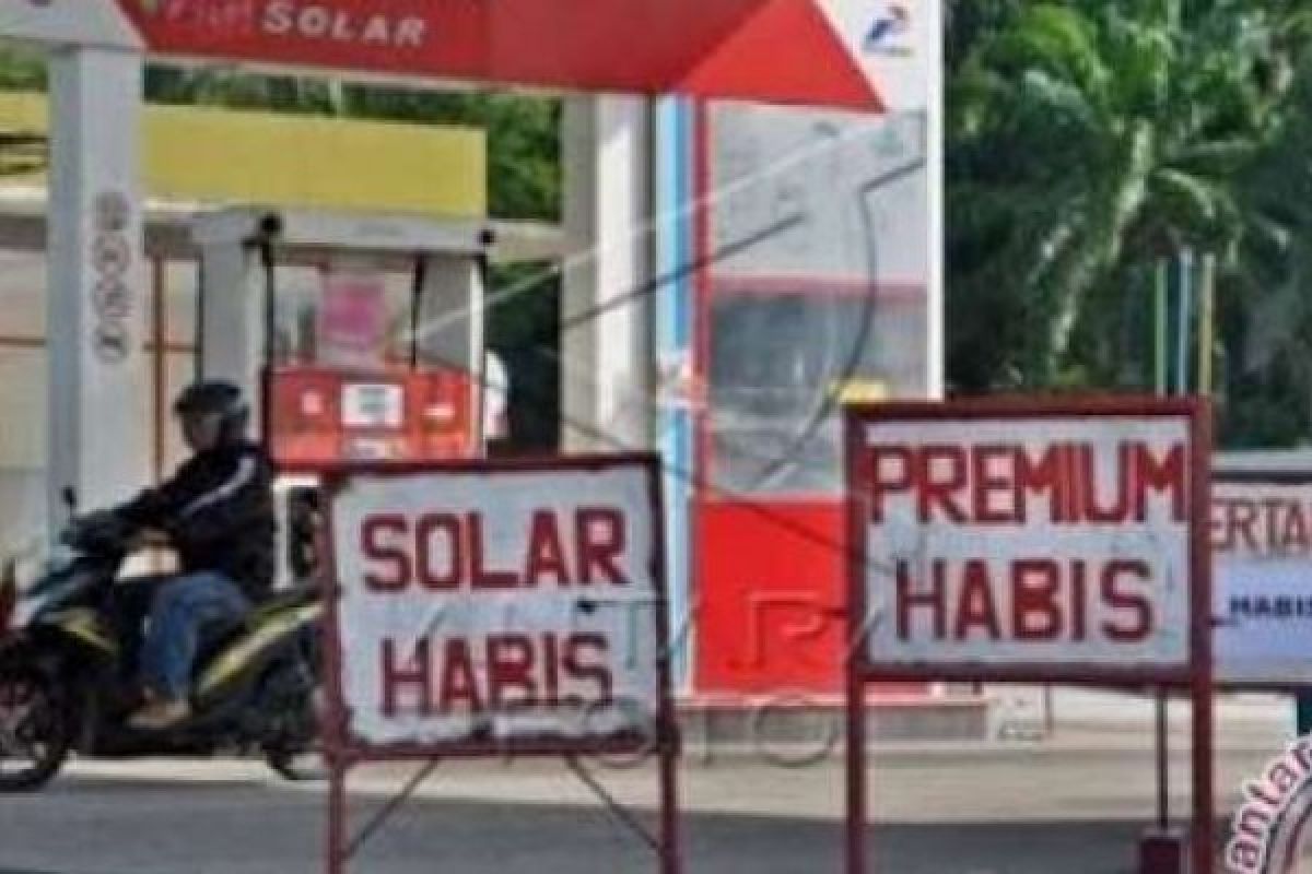 Masyarakat Inhu Kecewa BBM Langka, Mobil Terpaksa Terparkir saja