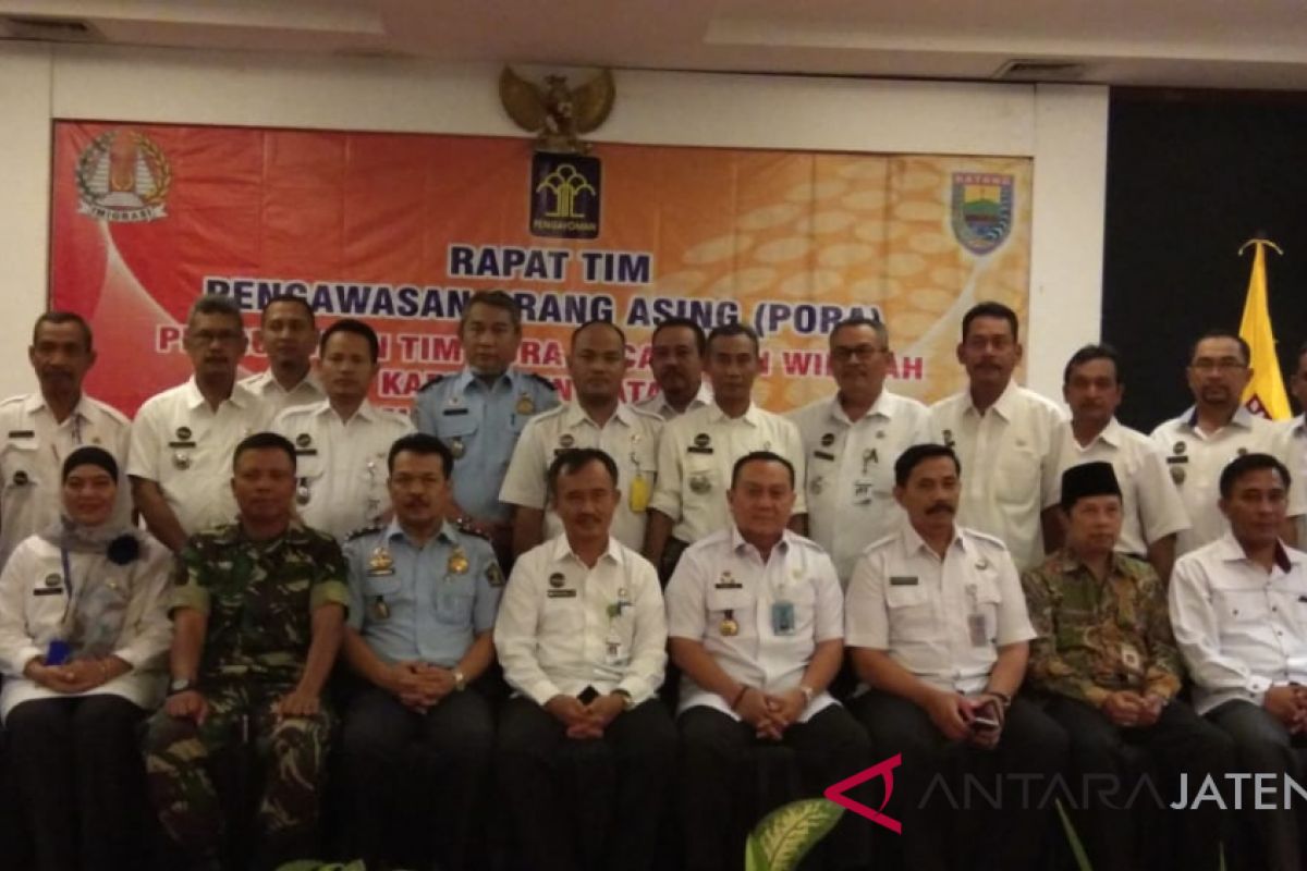 Bupati Batang sambut positif Tim Pengawasan Orang Asing