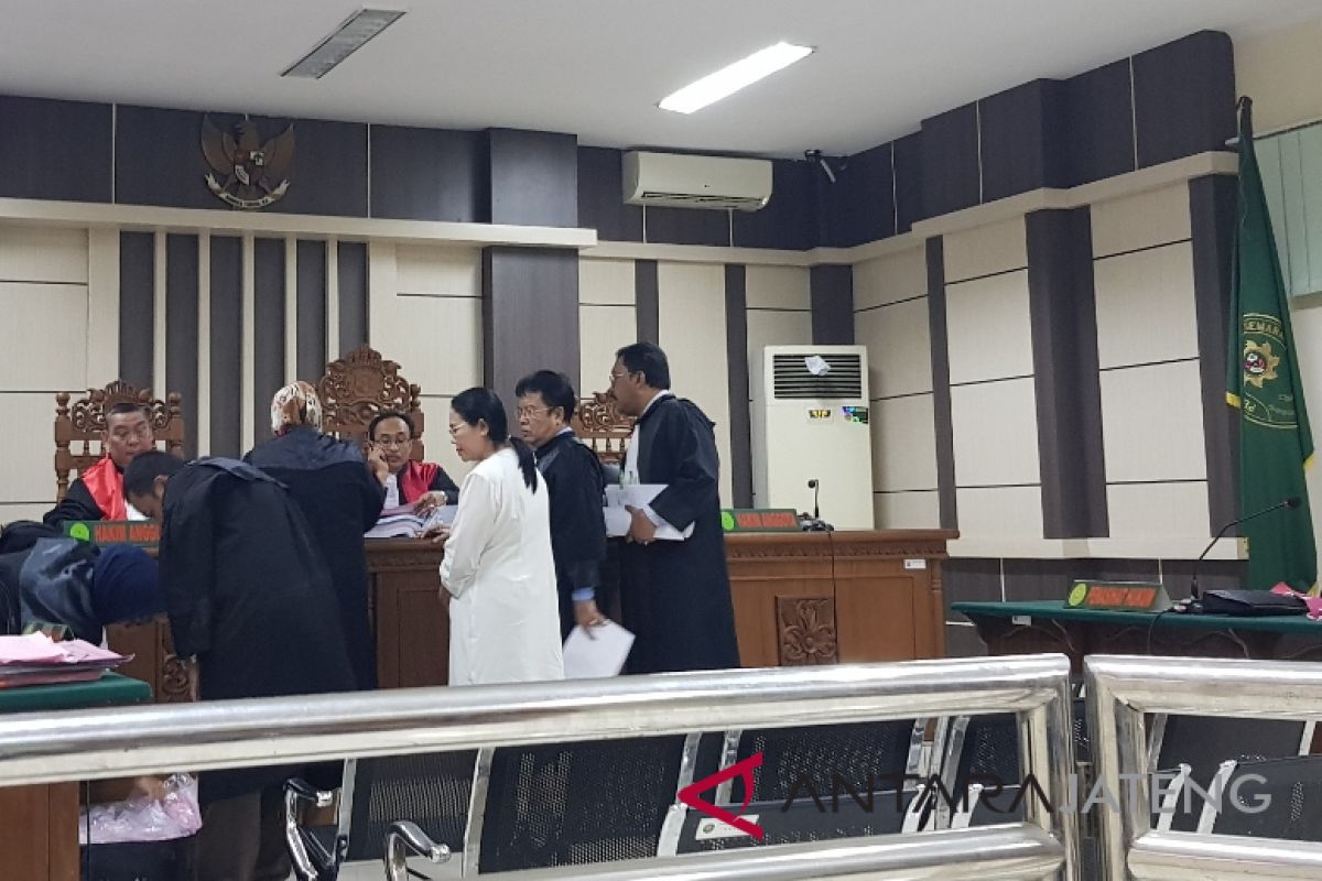 Terdakwa: biaya ilegal pengurusan sertifikat inisiatif PPAT