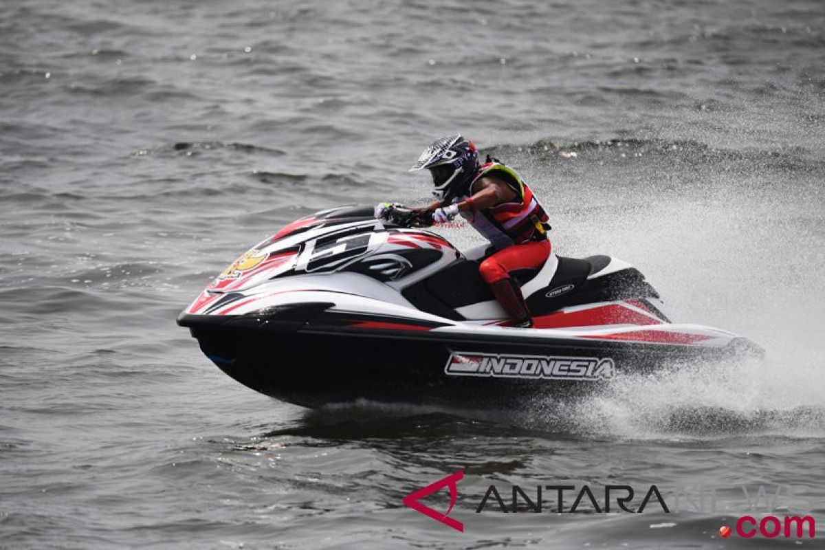 Atlet jetski Aqsa Sutan Aswar raih emas