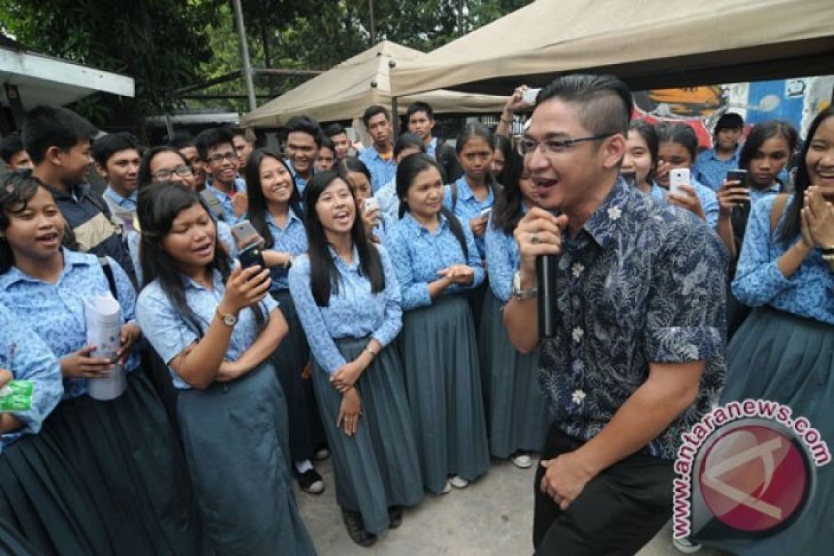 Pasha ingatkan siswa SMN biasakan berbicara dengan baik