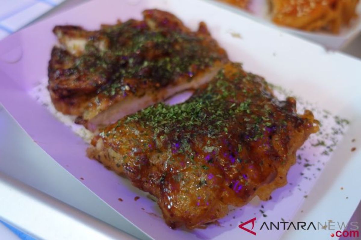 Renyahnya ayam goreng bumbu Asia dari O M JI