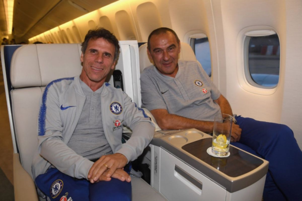 Zola ungkap pola latihan Sarri buat bintang Chelsea bosan