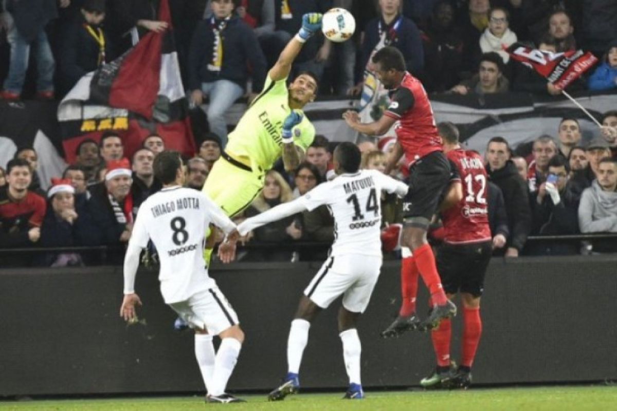 Tahan Jerman, Kiper Areola selamatkan Prancis