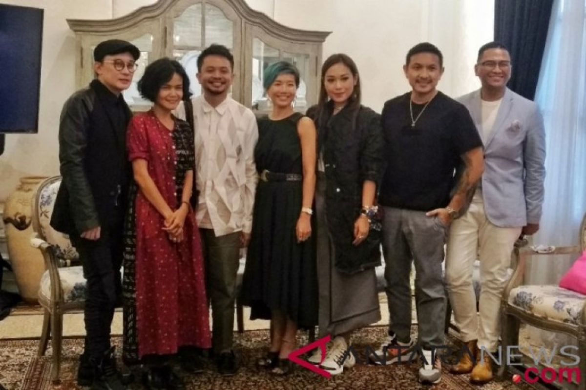 DFK kembali gelar Jakarta Fashion Week dengan tema "Heroes"