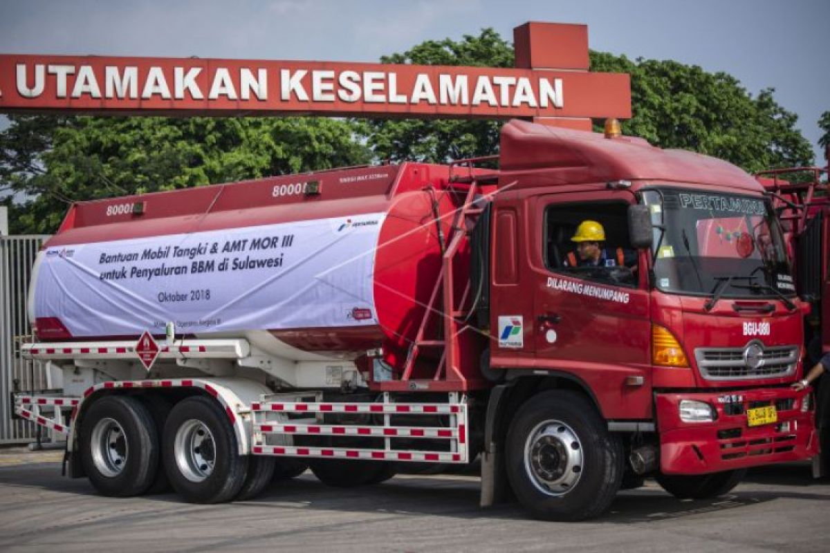 Truk tangki BBM Pertamina mulai distribusikan BBM di Palu