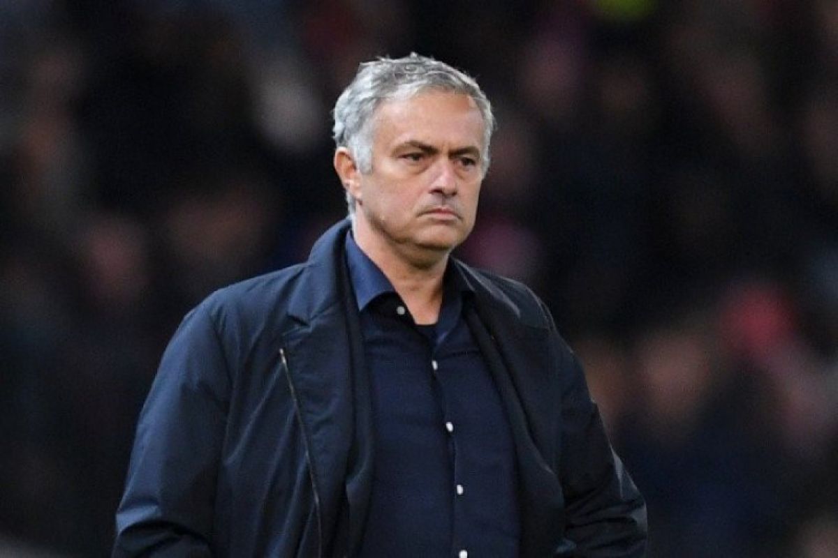 Ngomong kasar, Mourinho terancam sanksi FA