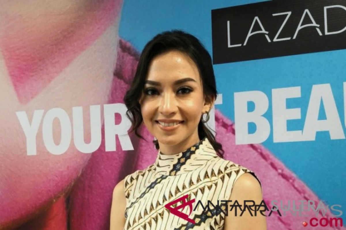 Karina Nadila pilih perawatan ketimbang operasi plastik