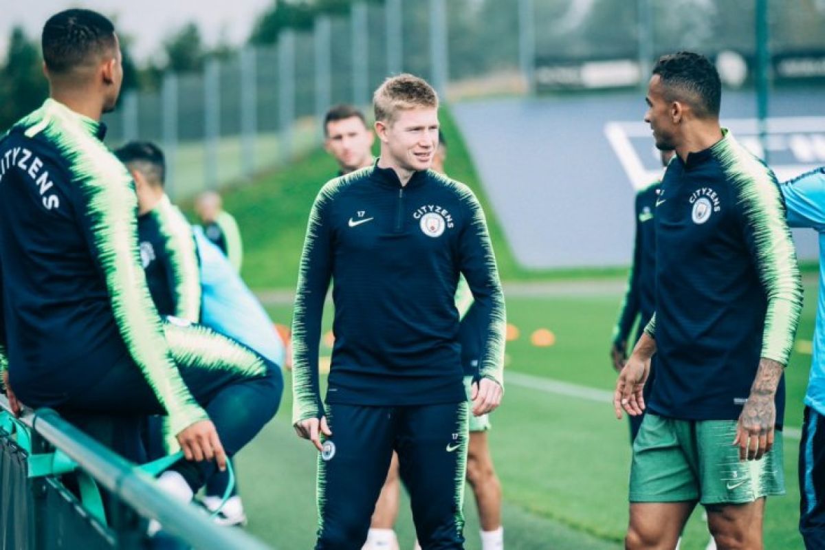 Pulih dari cedera, De Bruyne dan Mendy kembali berlatih