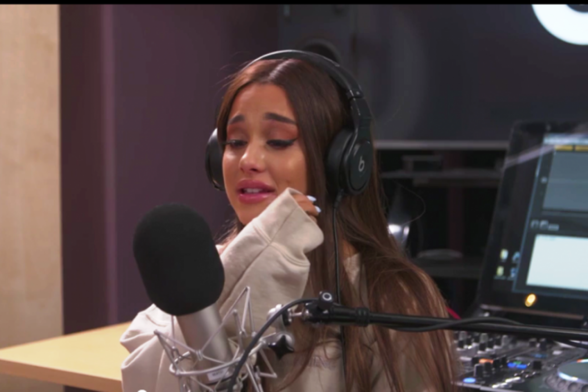 Ariana Grande - Pete Davidson memutuskan jalinan asmara