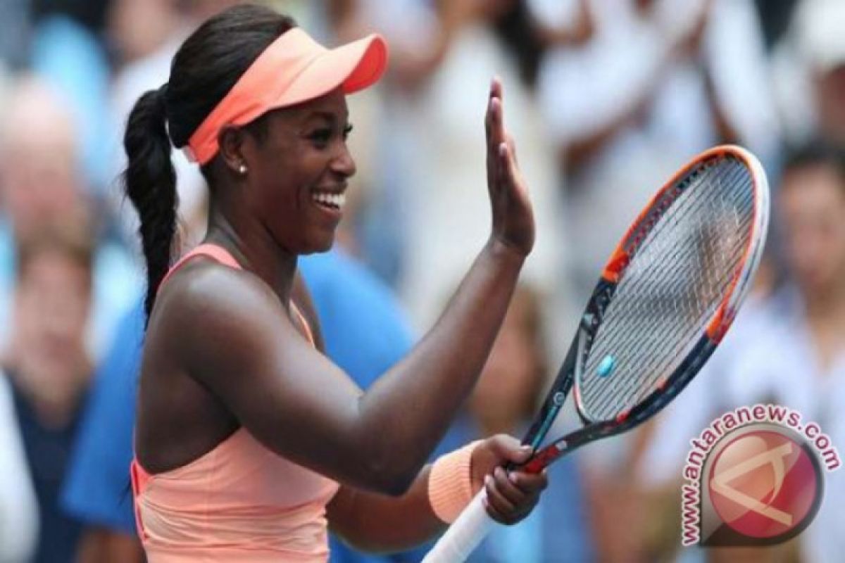 Petenis Sloane Stephens melaju ke WTA Finals