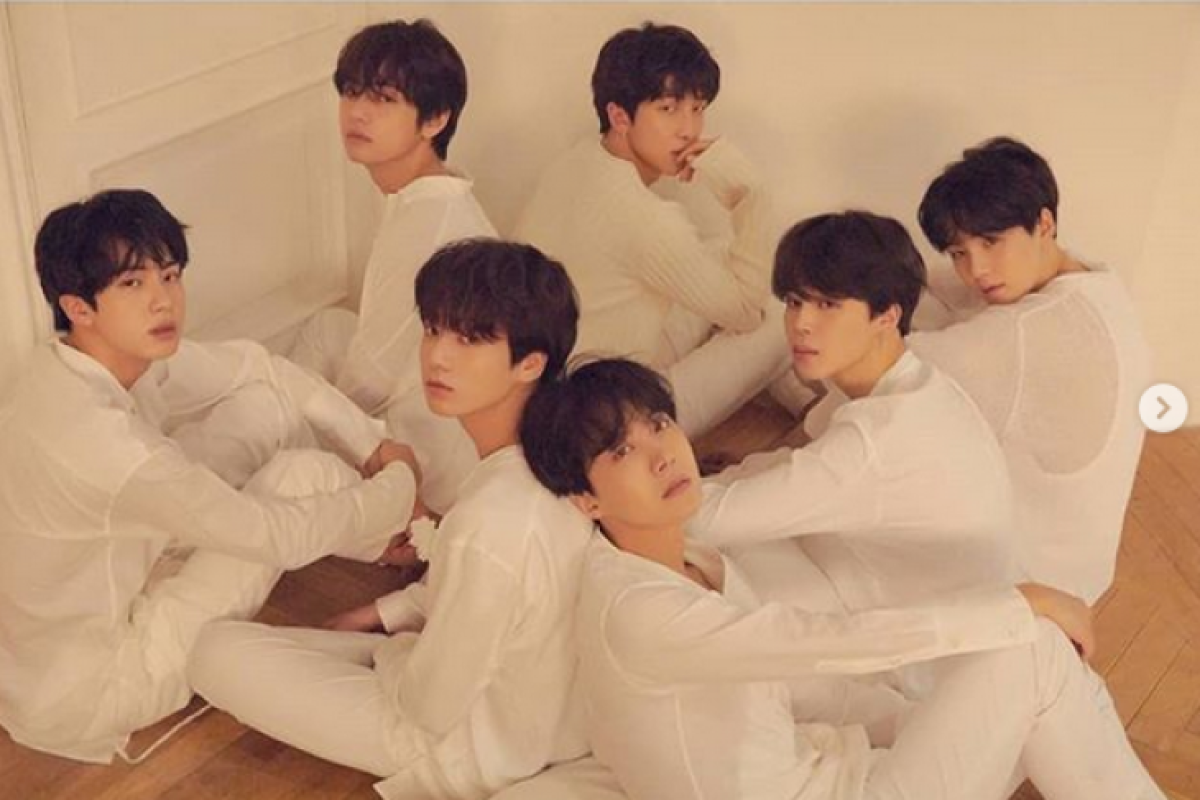 Album "Love Yourself: Answer" BTS bertahan enam pekan di Billboard 200