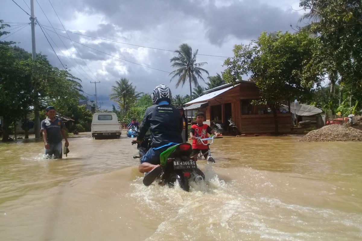 Ratusan Rumah di Harau direndam banjir