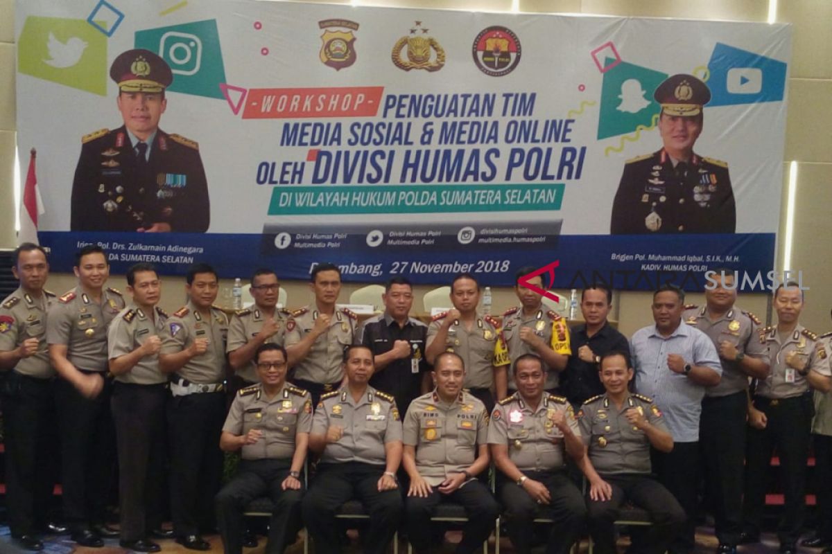 Humas Polda Sumsel lakukan penguatan tim Medsos