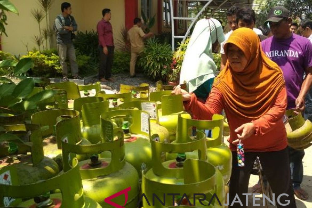 Pemkab Kudus kaji pelibatan bumdes salurkan elpiji 3 kg