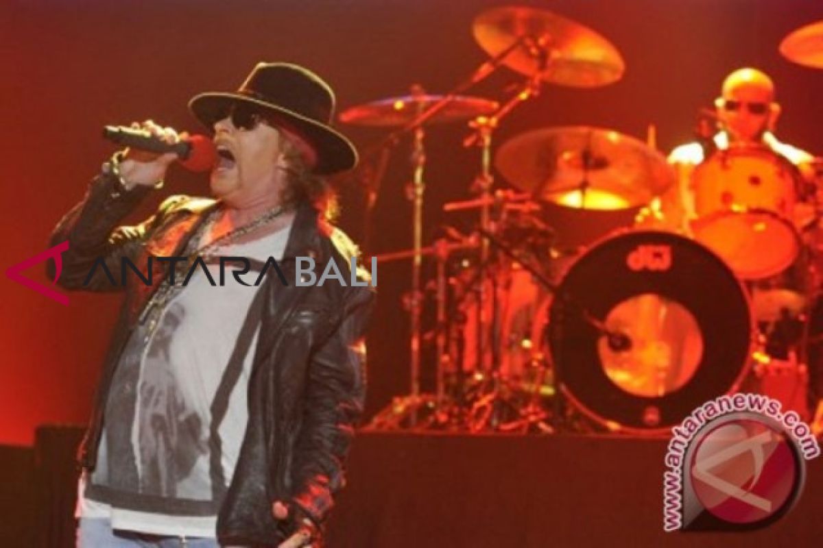 Lirik lagu "Sweet Child O' Mine" oleh Guns N' Roses dan penjelasannya