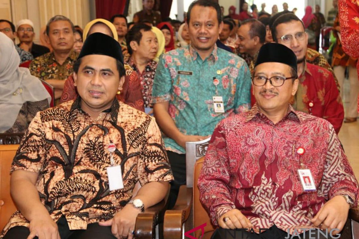 OJK dorong pertumbuhan ekonomi dan keuangan syariah